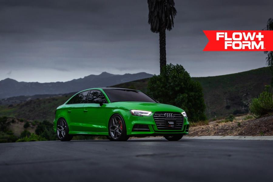  Audi S3 Sedan on HRE Wheels (FF11) 2019 года  (фото 1 из 10)